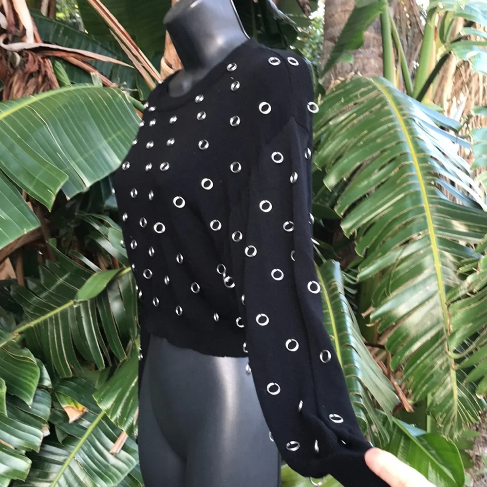 Zara studdedO-ring top